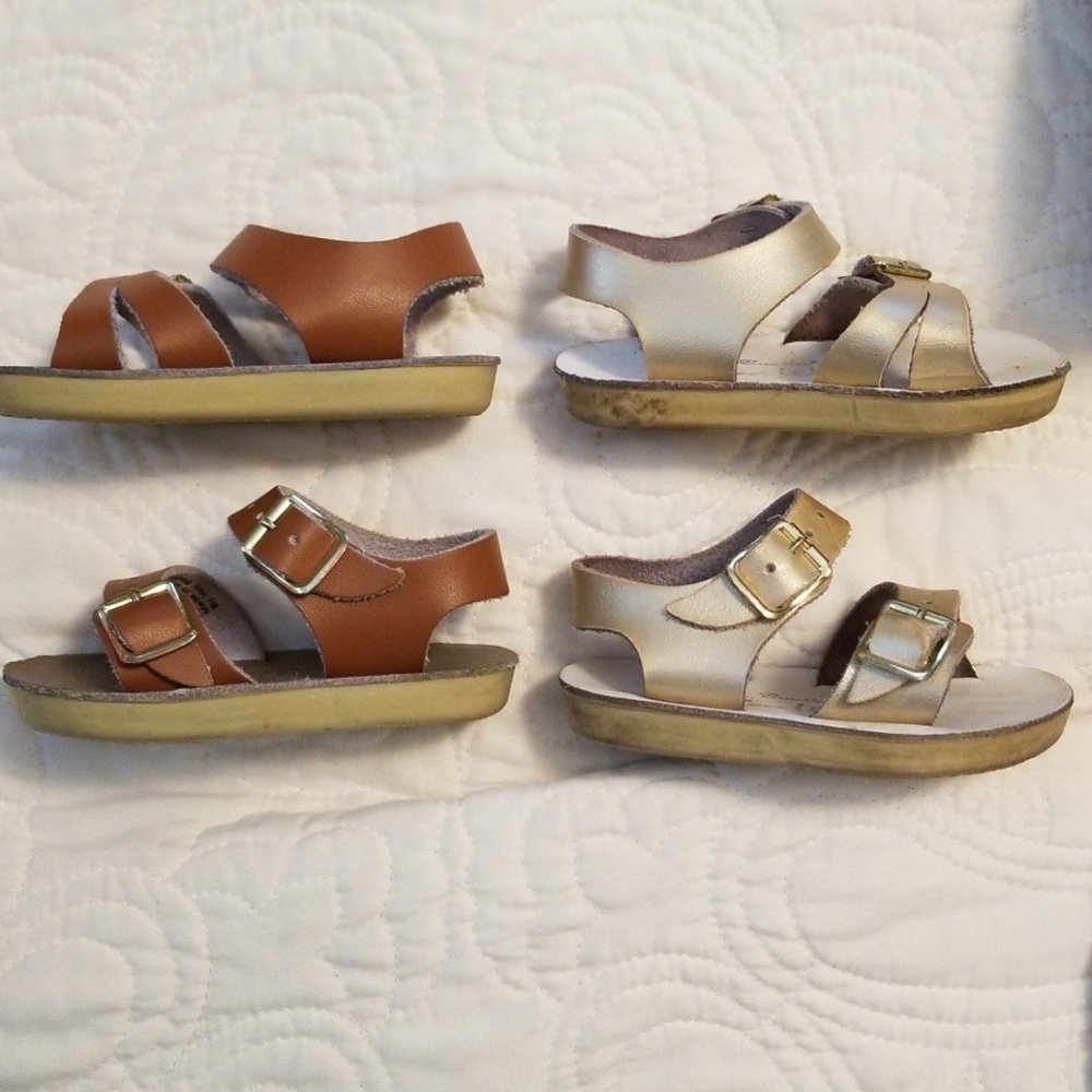 2 pair Sea Wees size 2